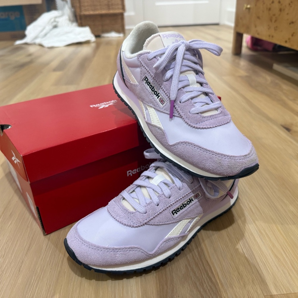 Reebok Classic AZ Women's Lavender and White Retro Running Sneakers
